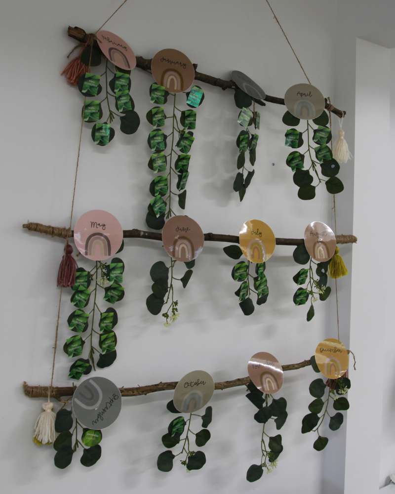 Mura Preschool hanging plant decors